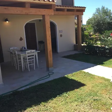 Holiday home Elena's House Vignola Mare